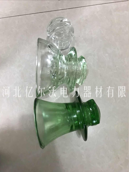 玻璃針式絕緣子17